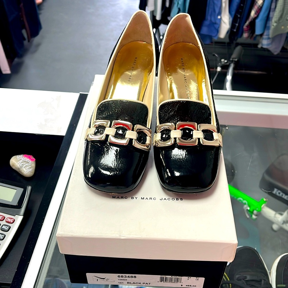 MARC BY MARC JACOBS